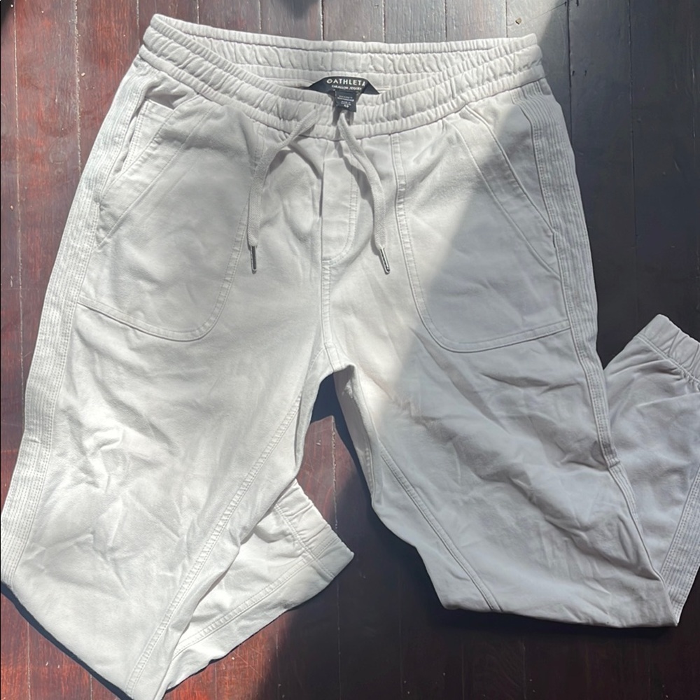 Athleta Farallon Light Gray Jogger Pants